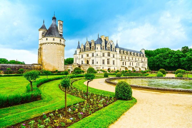 loire-valley-wine-and-castles-small-group-day-trip-from-paris