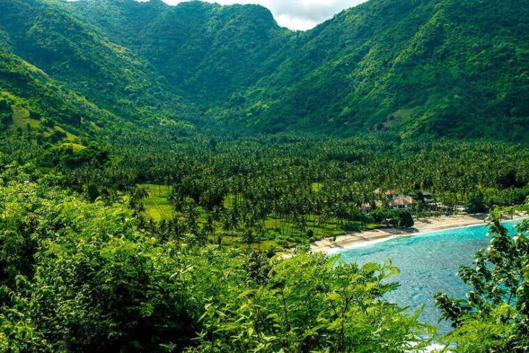 lombok-aik-belek-waterfall-rinjani-lodge-malimbu-hill