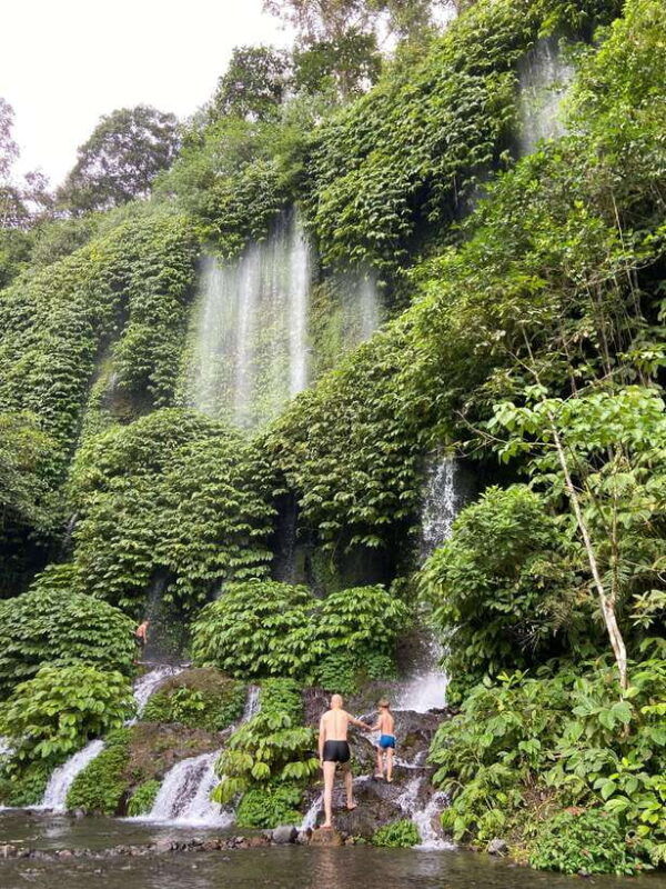 lombok-benang-kelambu-waterfall-tour