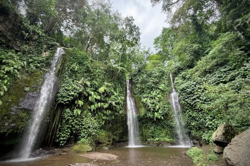 Lombok : Benang Stokal & Benang Kelambu Waterfalls Tour - Cultural Highlights in Sukarara Village