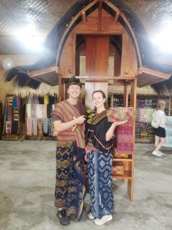 Lombok: Benang Stokel and Kelambu Falls Tour & Beach Sunset - Lunch Break (Optional but Recommended)