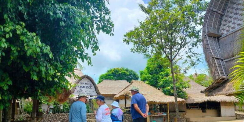 lombok-cultural-day-tour-with-beach-for-cruise-passengers