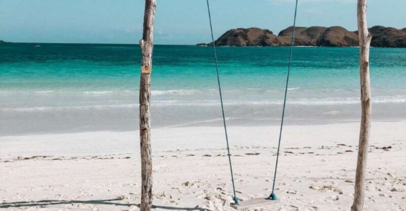 lombok-day-trip-tradisional-village-beach-merese-hill