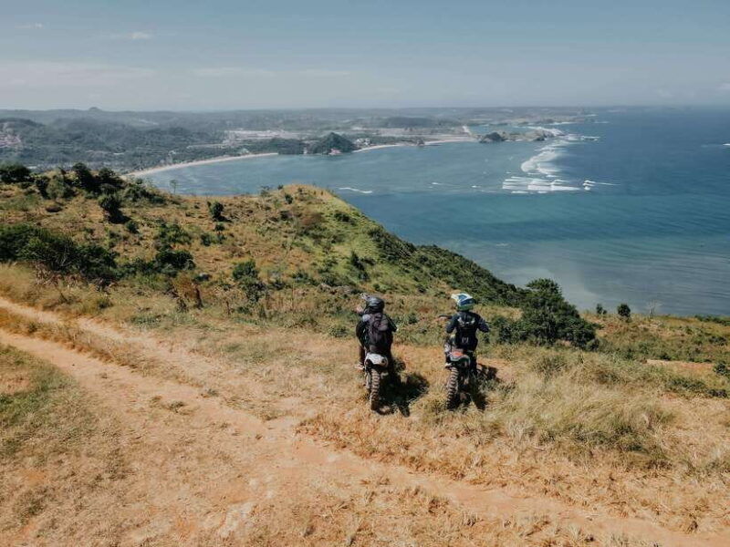 lombok-dirt-bike-sunrise-cliff-beaches-and-gunung-tunak