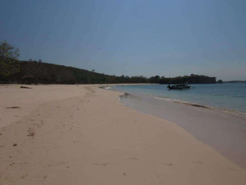 lombok-exotic-beach-and-beautiful-snorkeling