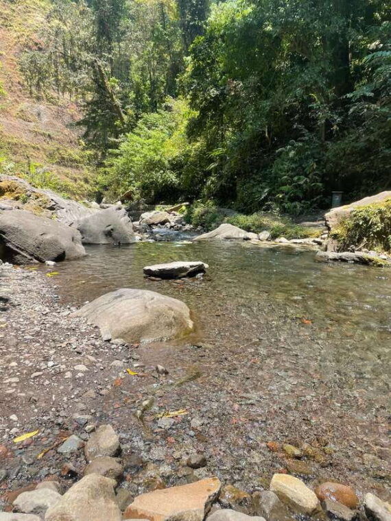 lombok-hiking-rice-terrace-waterfalls-tour