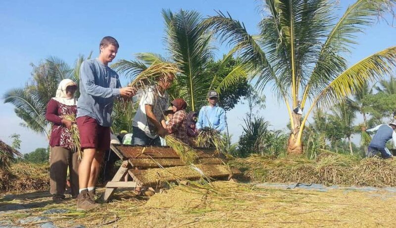 Lombok: Hiking Tour to Tete Batu Village - Key Points