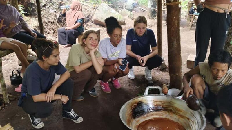 Lombok: Jungle Hike, Food Foraging, and Cooking Class - Cooking a Papaya Curry: A Delicious Rewards