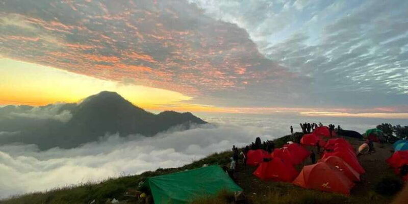 lombok-mount-rinjani-climbing-adventure-with-local-guide