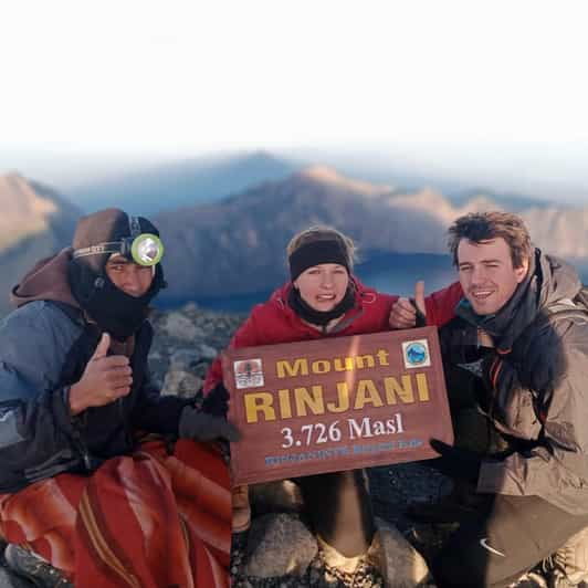 lombok-mount-rinjani-climbing-adventure-with-local-guide