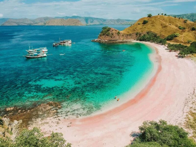 Lombok: Pink Beach and Southeast Gili Islands Tour - Key Points