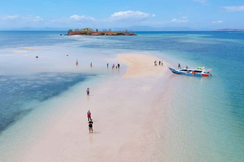 Lombok: Pink Beach, Gili Petelu & Private Snorkeling Tour - Authentic Reviews & Insights