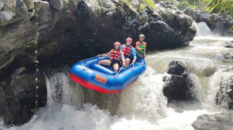 lombok-ride-the-rapids-for-unforgettable-rafting-adventure