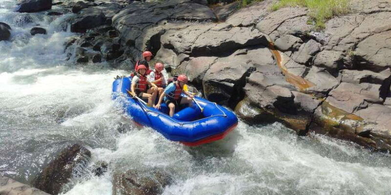 lombok-waterfall-benang-kelambu-river-rafting-trip