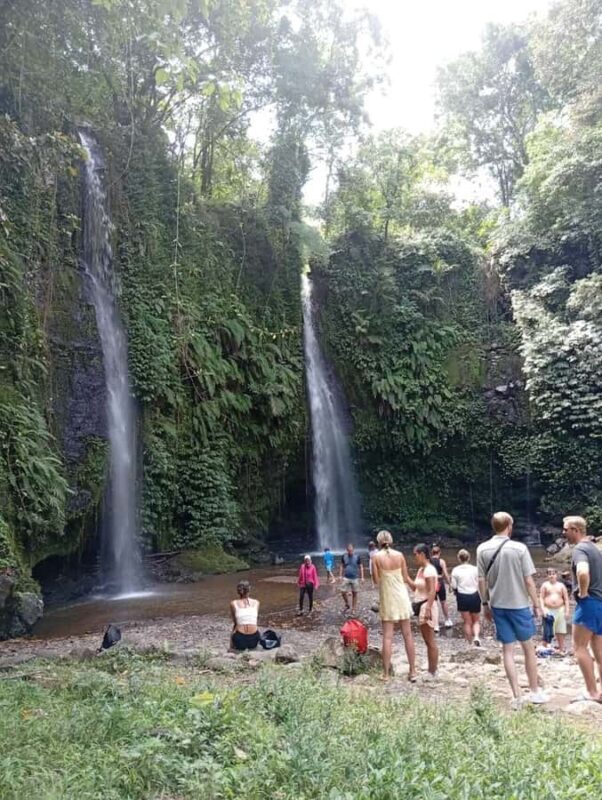Lombok: Waterfalls, Coffee Plantation & Sasak Village Tour - Exploring Lombok’s Waterfalls: Benang Stokel and Benang Kelambu