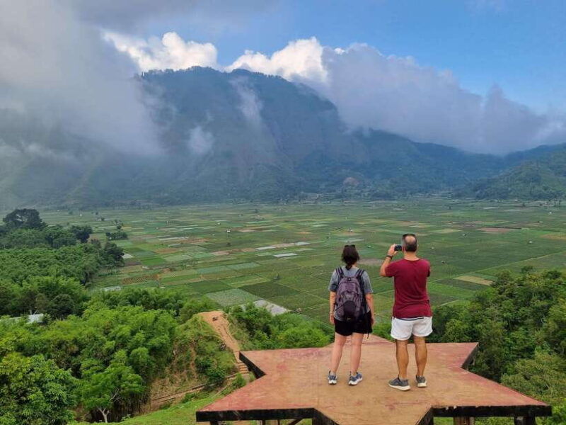 lombok-waterfalls-sasak-village-rice-field-selong-hill
