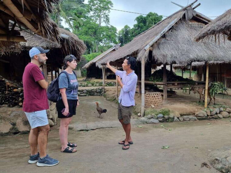 lombok-waterfalls-sasak-village-rice-field-selong-hill