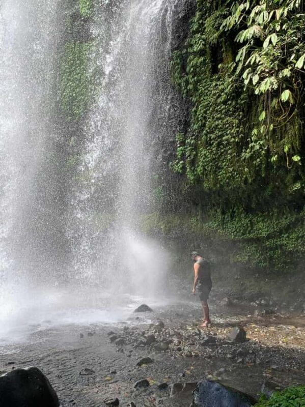 Lombok: Waterfalls, Selong Hill, & Malimbu Hill Tour - What to Expect: Practical Details and Tips