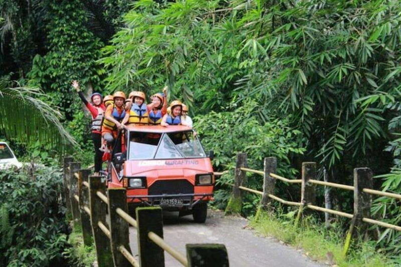 lombok-white-water-rafting-rice-terrace-waterfall-tour