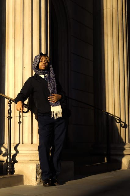 london-1980s-inspired-photoshoot-at-iconic-landmarks