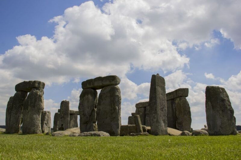 london-3-day-stonehenge-bath-south-west-coast-tour