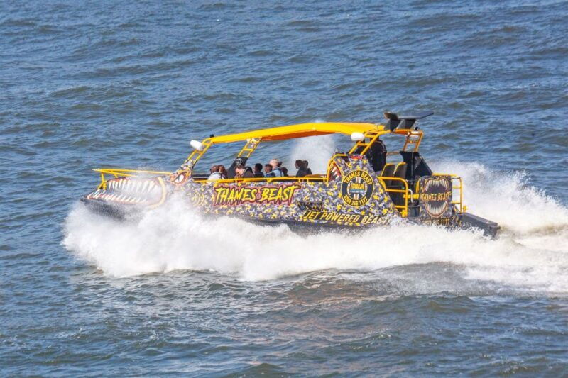 london-40-minute-thames-beast-jetboat-tour