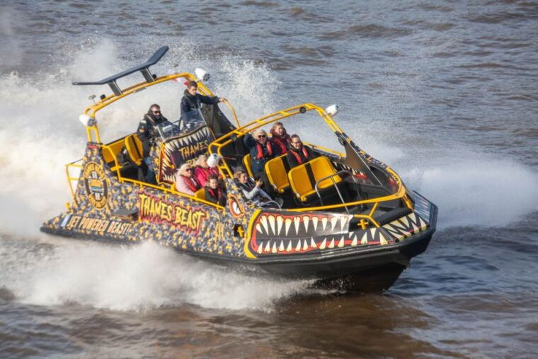 london-40-minute-thames-beast-jetboat-tour