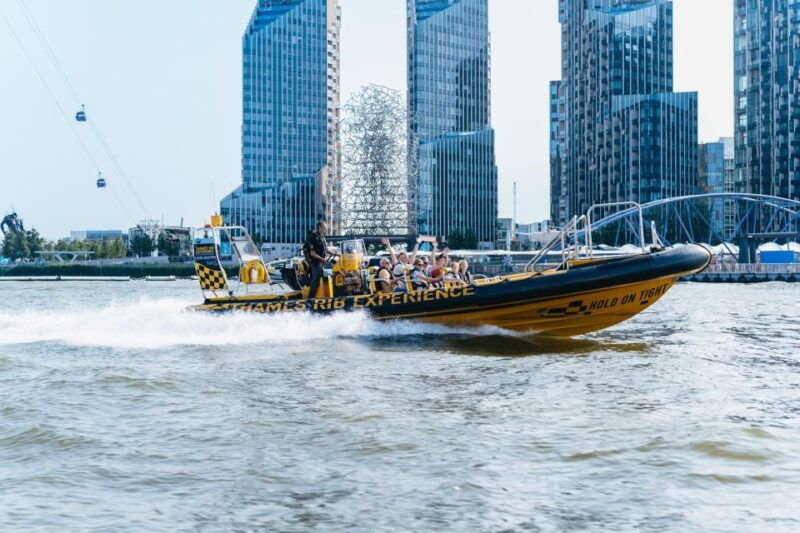 london-45-minute-speedboat-sightseeing-tour