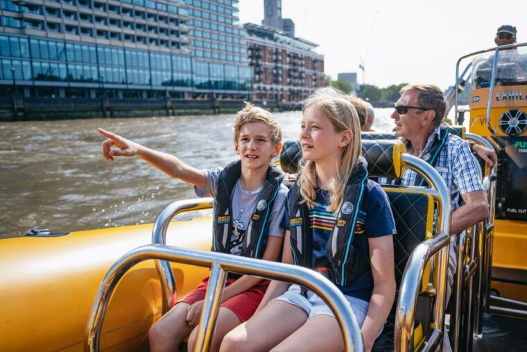 london-45-minute-speedboat-sightseeing-tour