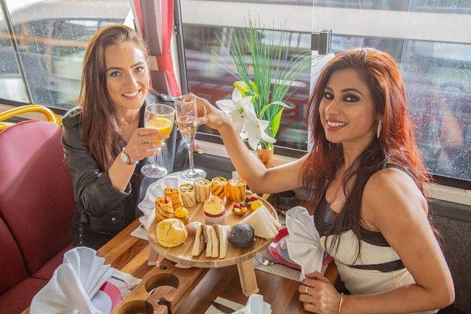 london-afternoon-tea-bus-with-panoramic-tour-on-upper-deck