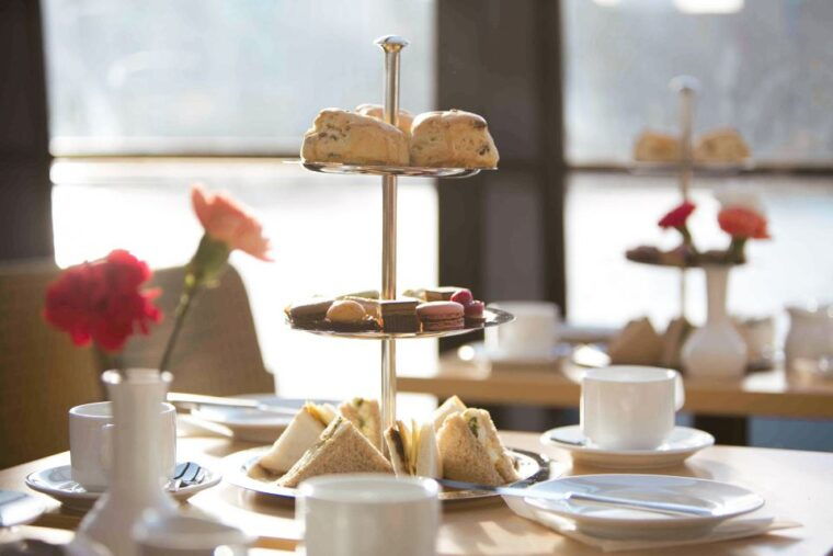 london-afternoon-tea-cruise-on-the-river-thames