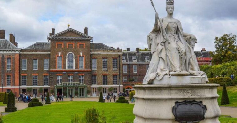 london-afternoon-tea-fast-track-kensington-palace-tickets