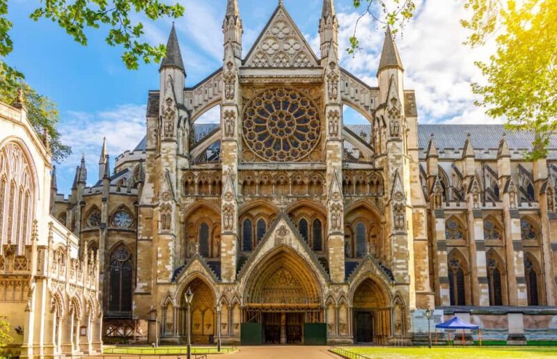 London: Amazing London Walking Tour  50+ Iconic Landmarks - FAQ
