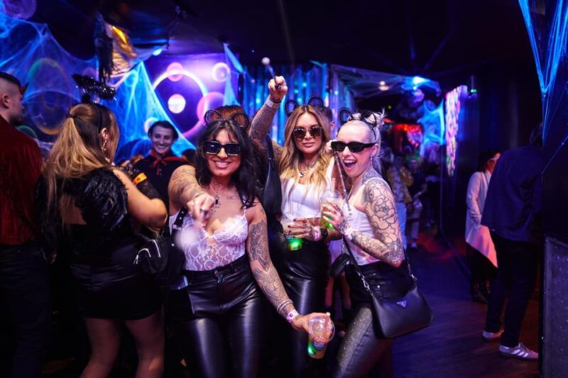 london-bar-and-club-crawl-to-5-central-london-venues