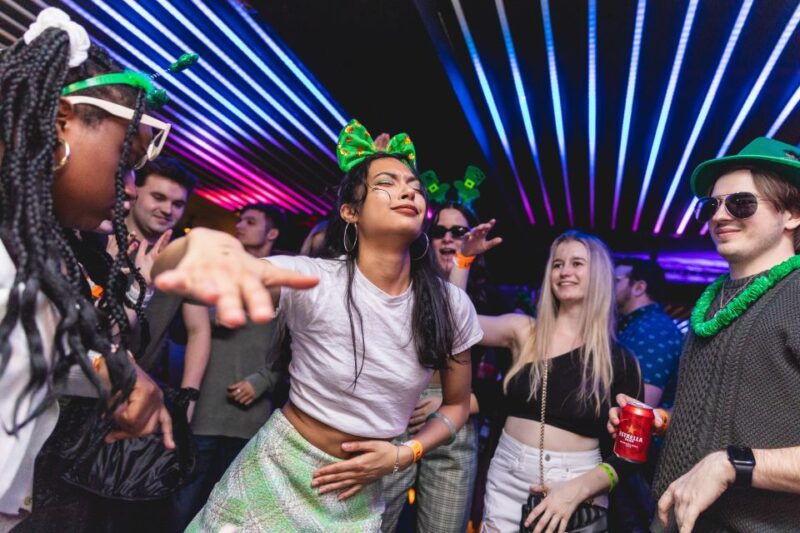 london-bar-and-club-crawl-to-5-central-london-venues