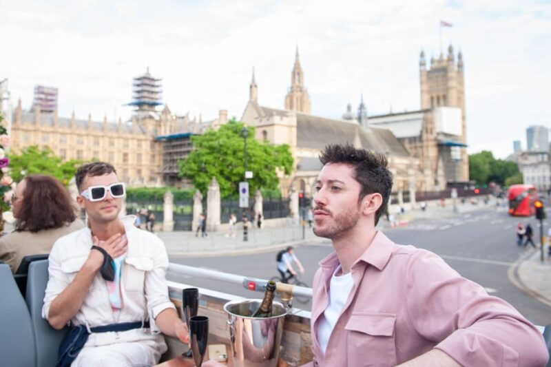 london-bar-bus-tour-by-tootbus