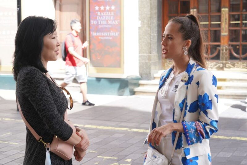 london-beatles-walking-tour-with-celebrity-guide-and-bar