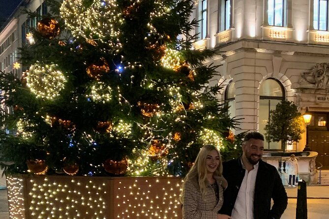 london-bespoke-black-cab-christmas-lights-sights-private-tour-3