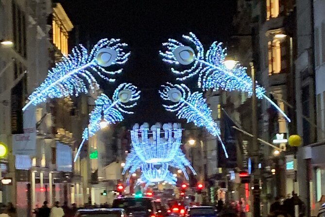 london-bespoke-black-cab-christmas-lights-sights-private-tour-4