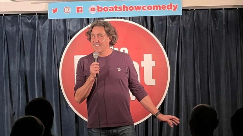 London: Boat Show Comedy Club and Nigthclub - A Detailed Look at the Experience