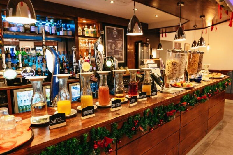 london-bond-for-day-tour-all-inclusive-speedboat