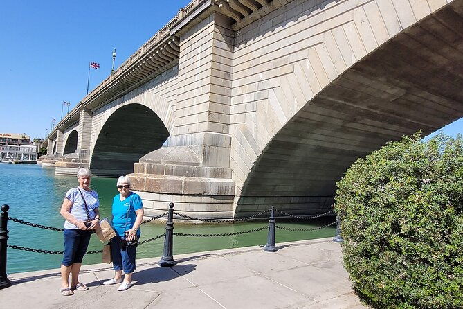 london-bridge-english-village-tour-small-group