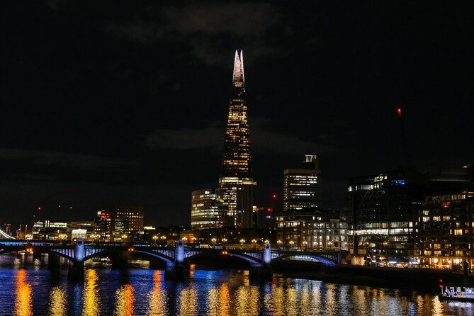 london-bridges-at-night-private-illuminated-tour