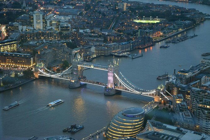 london-bridges-at-night-private-illuminated-tour
