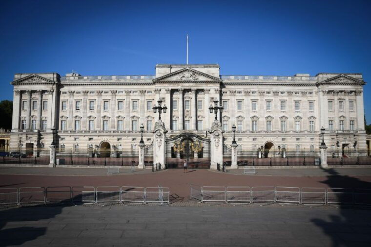 london-british-royalty-walking-tour