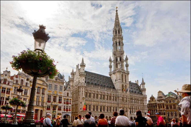 London: Brussels Day Trip with Beer World Experience - The Hop-on Hop-off Bus: A Flexible Way to See Brussels