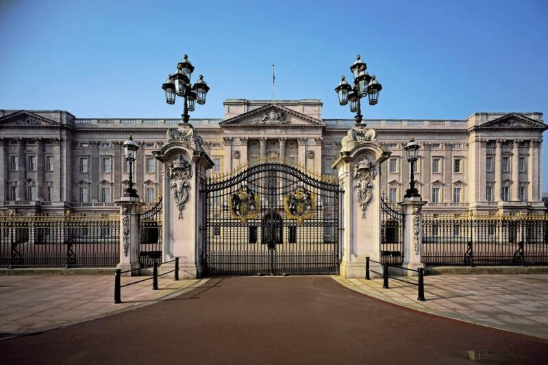 london-buckingham-palace-political-heritage-walking-tour
