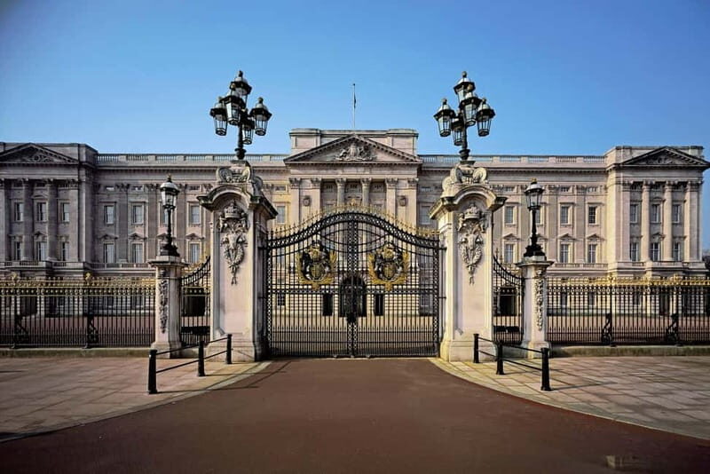 London: Buckingham Palace & Royal City Walking Tour - Introduction