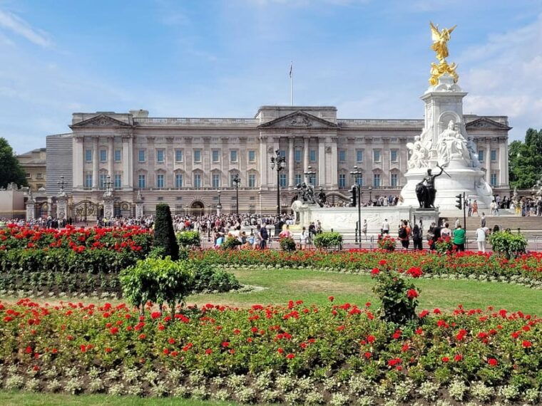 london-buckingham-palace-state-rooms-royal-walking-tour
