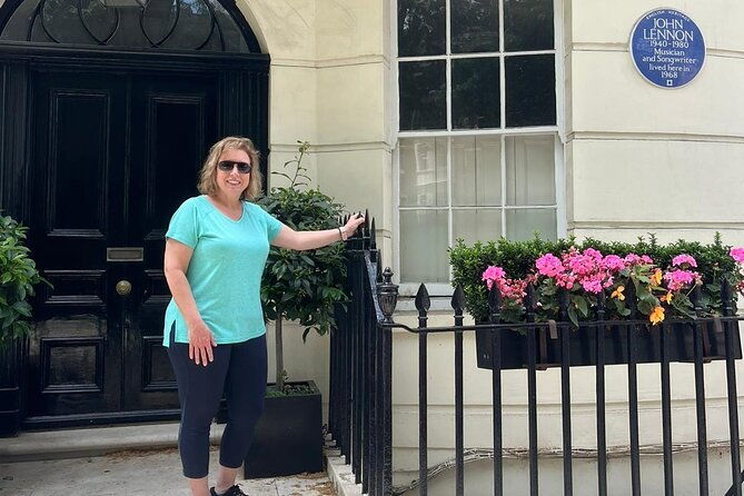 london-calling-private-rock-n-roll-4-hour-tour-in-a-black-cab